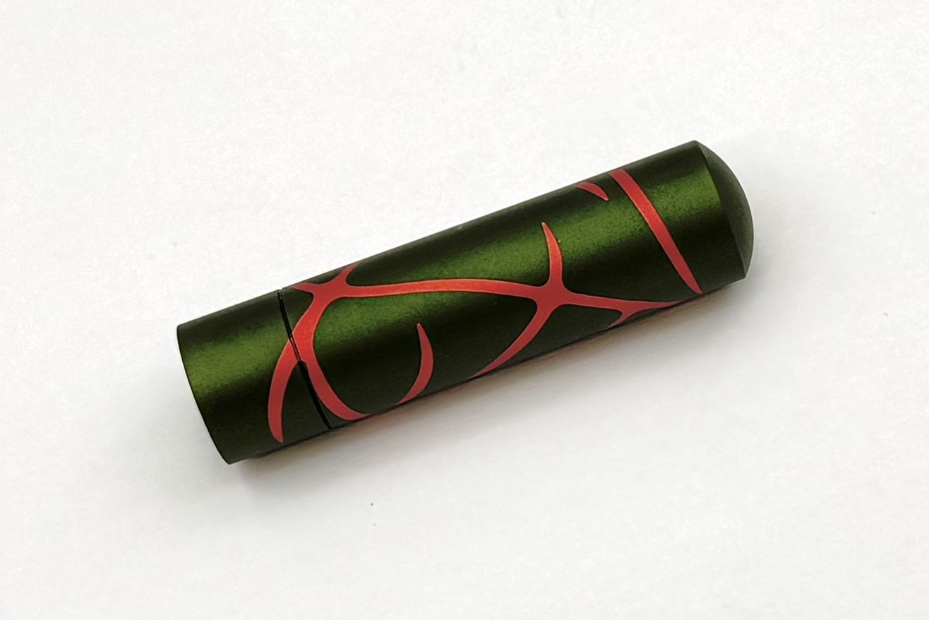 SchonDSGNAnodizedAluminumGreenSalmonSplashPocketSixFP_F